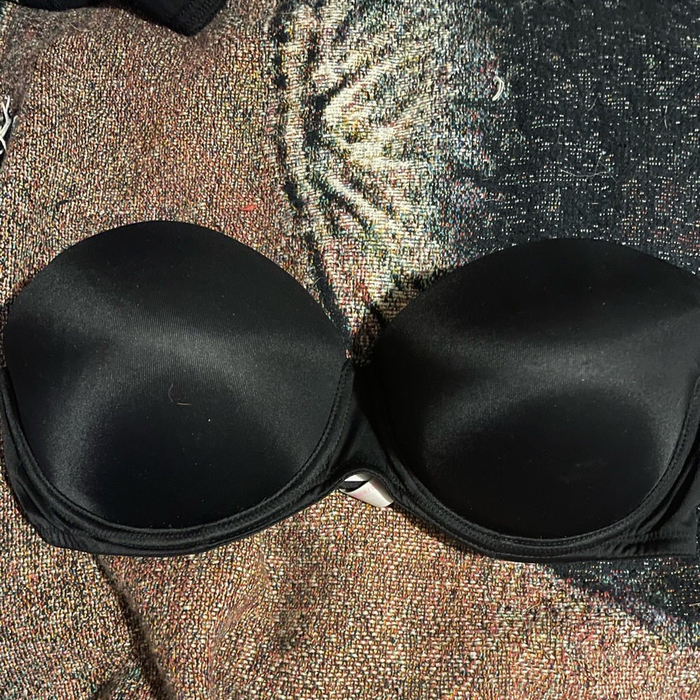 Strapless Victoria’s Secret Bra